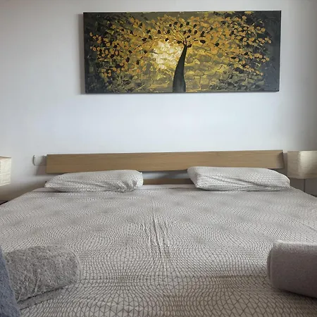 Family-friendly Oasis In With Panoramic Terrace & Private Parking In Tenerife