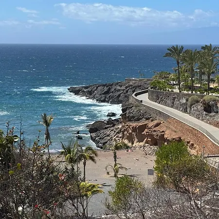 Family-friendly Oasis In With Panoramic Terrace & Private Parking In Tenerife *