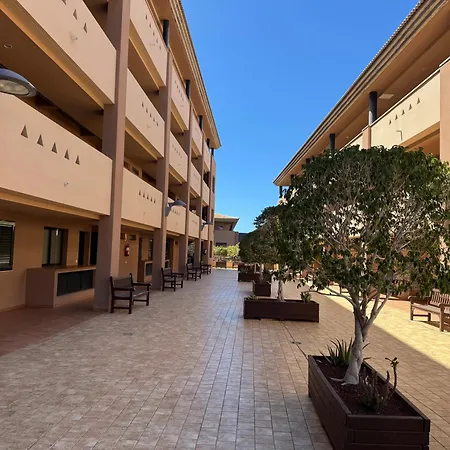 Family-friendly Oasis In With Panoramic Terrace & Private Parking In Tenerife Apartamento Playa Paraíso