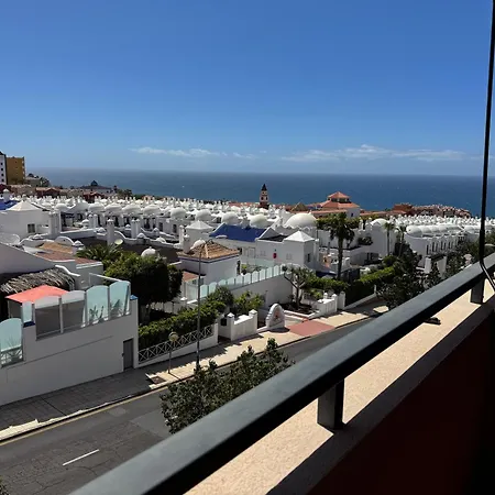 Family-friendly Oasis In With Panoramic Terrace & Private Parking In Tenerife
