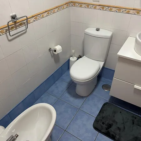 Family-friendly Oasis In With Panoramic Terrace & Private Parking In Tenerife Playa Paraiso (Tenerife)